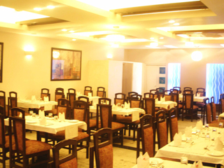Raj Darbar Hotel Amritsar Restaurant
