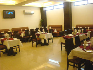 42 Hotel Amritsar Restaurant